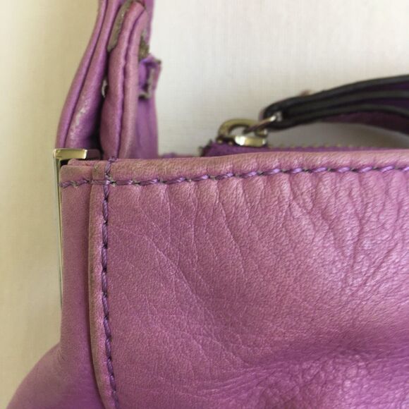 B. Makowsky Pebbled Leather Organizer Hobo Shoulder Bag Freesia Lilac Purple - Picture 4 of 12